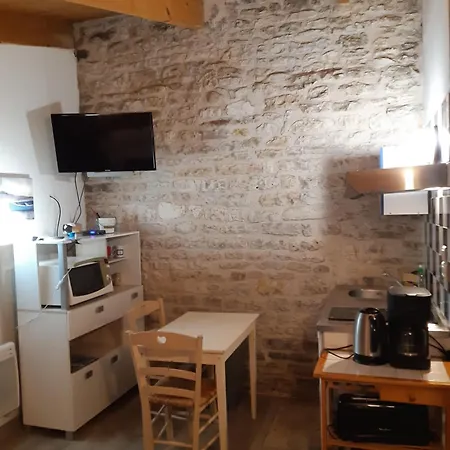 Apartamento Dans Le Vieux Bourg *